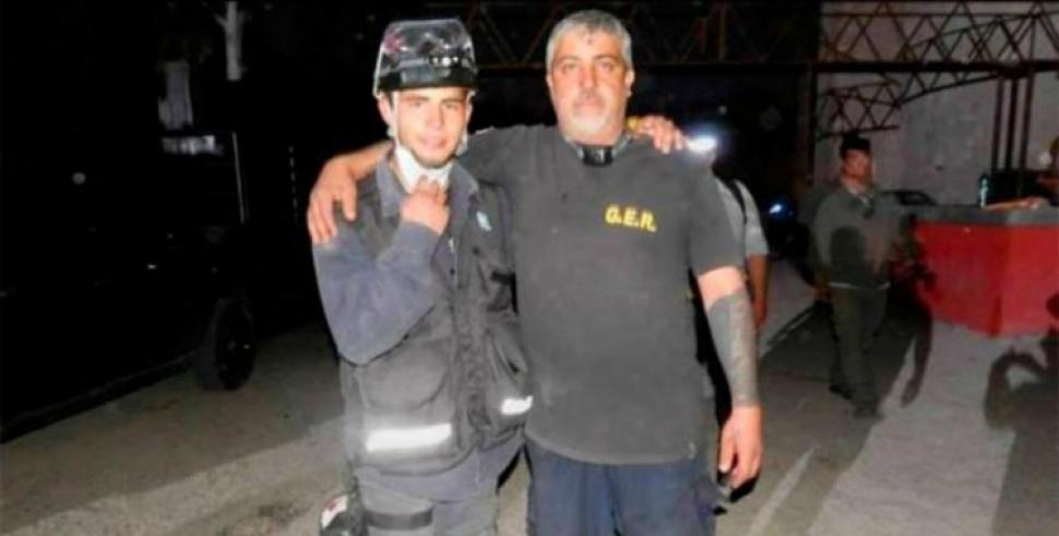 Un bombero fue a socorrer en un accidente y la víctima resultó ser su hijo