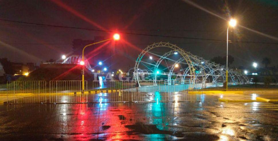 El túnel de la calle Córdoba no se inundó pero fue cerrado por precaución