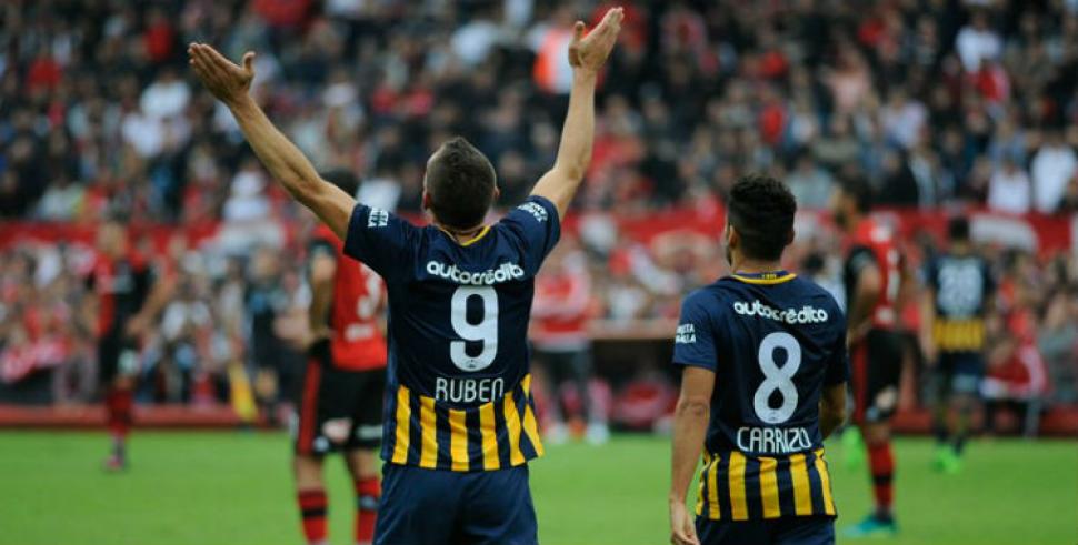 Rosario Central goleó a Newell's de visitante