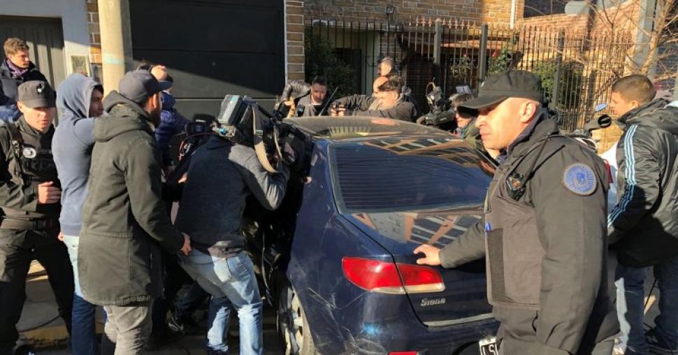 Los cuadernos aún no aparecen y el chofer dijo que tal vez los quemó
