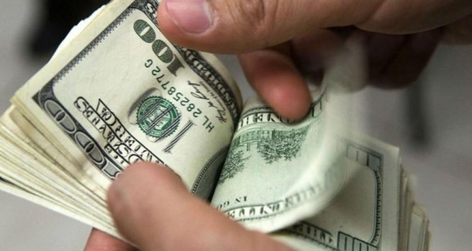 El dólar llegó a los $31,49 y marcó un nuevo record