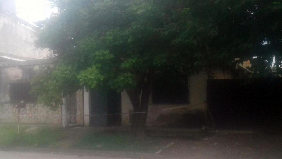 Asesinan a puñaladas a un hombre en Villa 9 de Julio