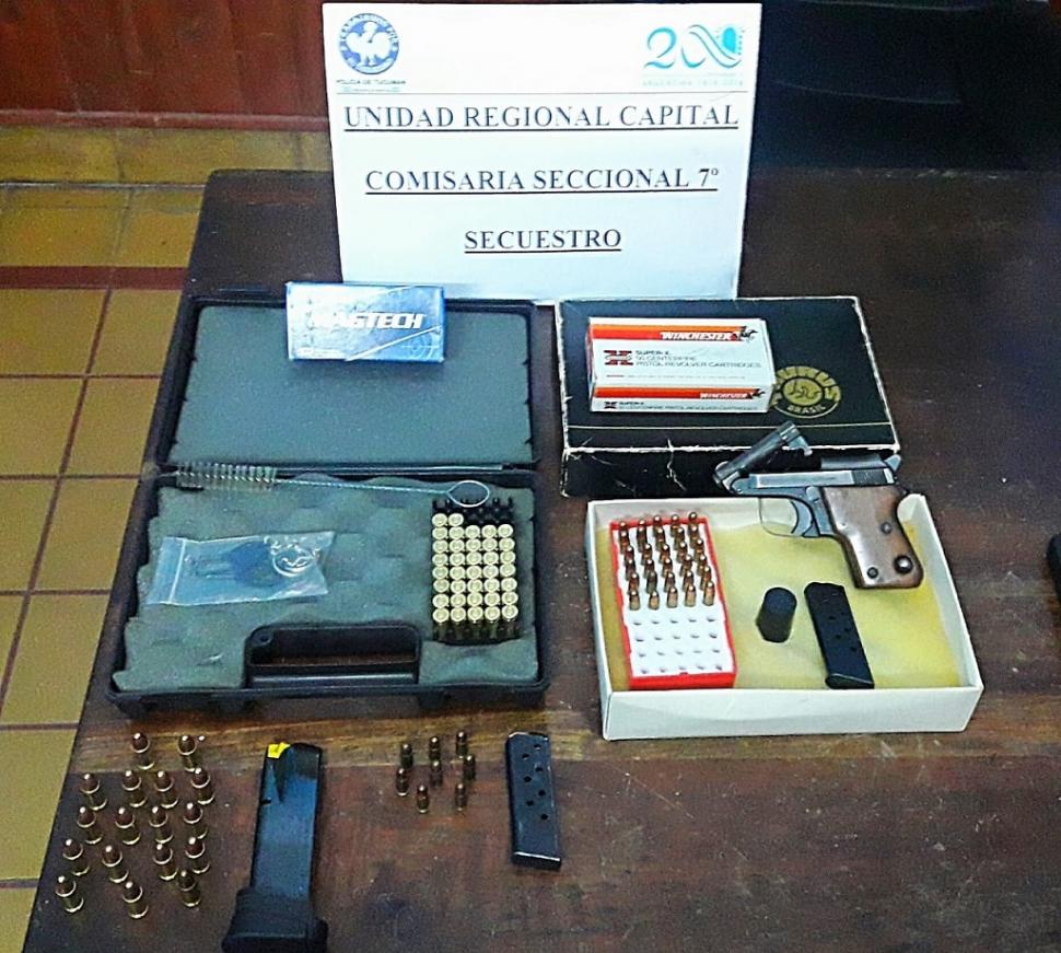 Procedimientos policiales permitieron esclarecer dos robos