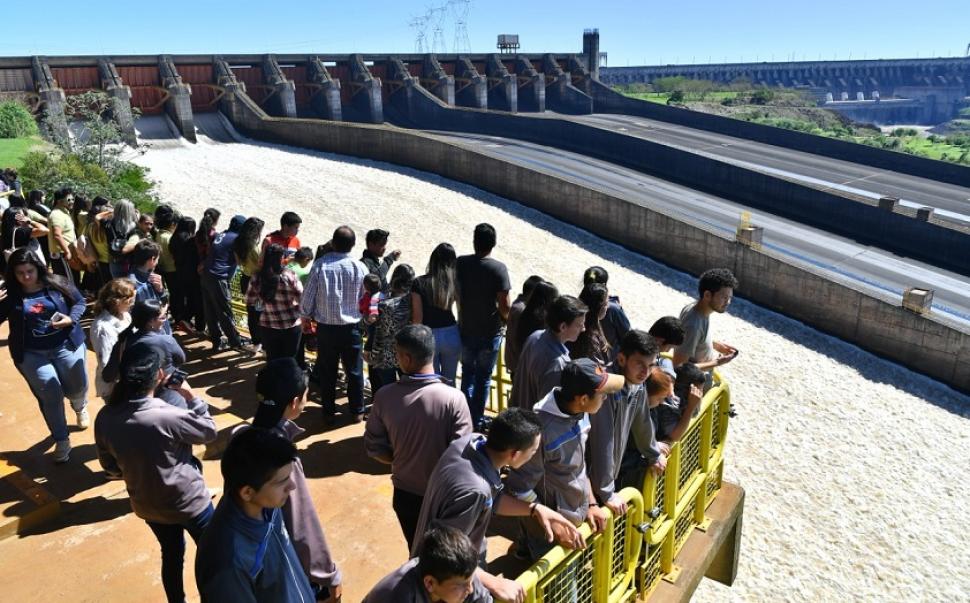 Los nacionalistas pretendían que Itaipú no nos diera tantos problemas