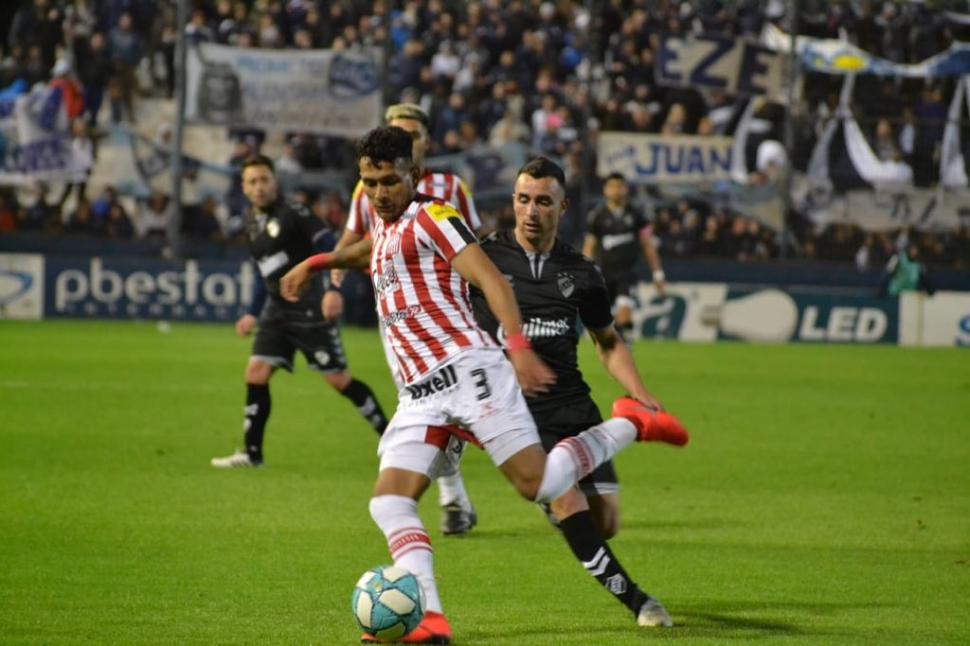 San Martín de Tucumán visita a Quilmes en el cierre de la novena fecha de la Primera Nacional