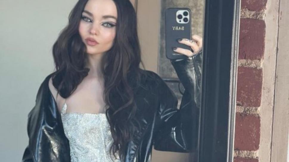 Dove Cameron confiesa entre lágrimas sufrir de depresión y disforia