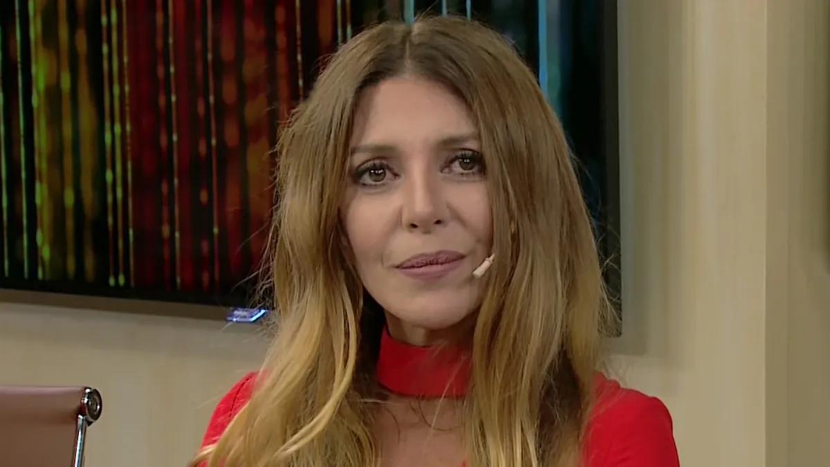 Mónica Ayos festejó el triunfo de Argentina con una bikini en la vía pública y la rodeó la policía