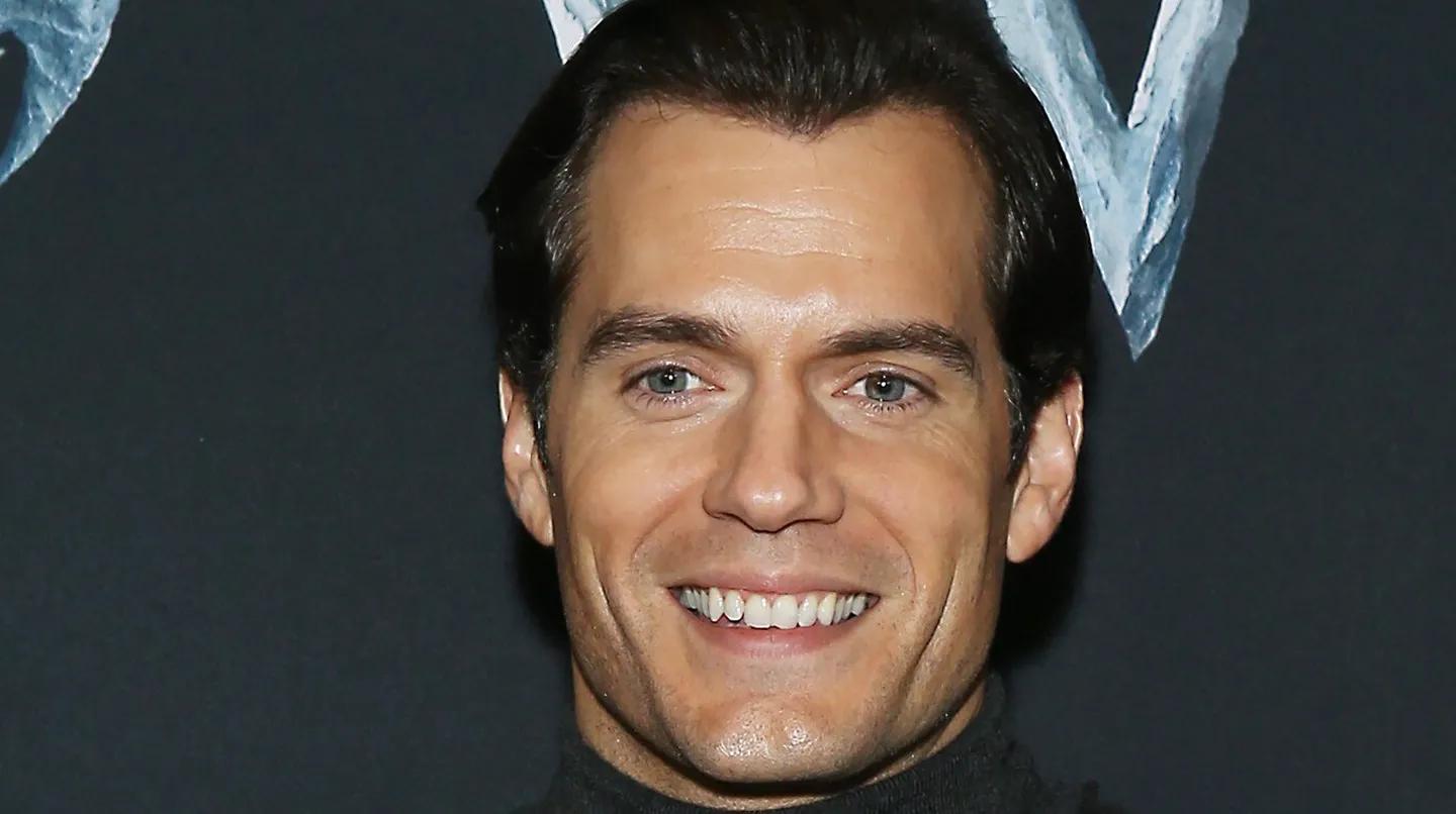 Henry Cavill confirmó que vuelve a ponerse el traje de Superman para una nueva película