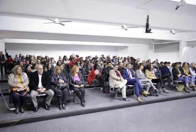 Educación lanzó una especialización docente de nivel superior en contextos de encierro