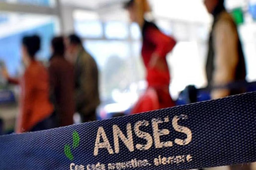 Anses: quiénes cobran este lunes 3 de julio