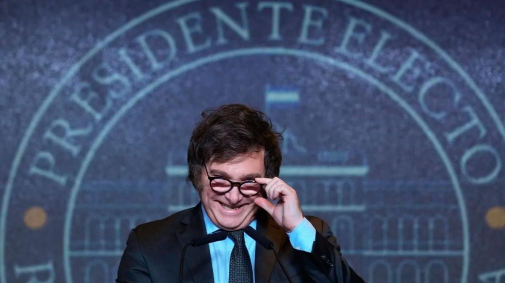 Milei les advirtió a los gobernadores que corten otros gastos y paguen el aguinaldo