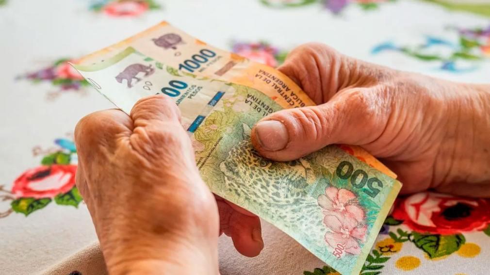 10 claves para entender el aumento por decreto de las jubilaciones y pensiones