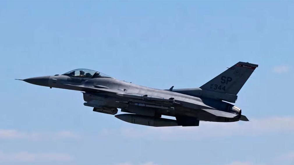 El Gobierno de Milei pagará US$600 millones a Dinamarca y EEUU por aviones de guerra usados